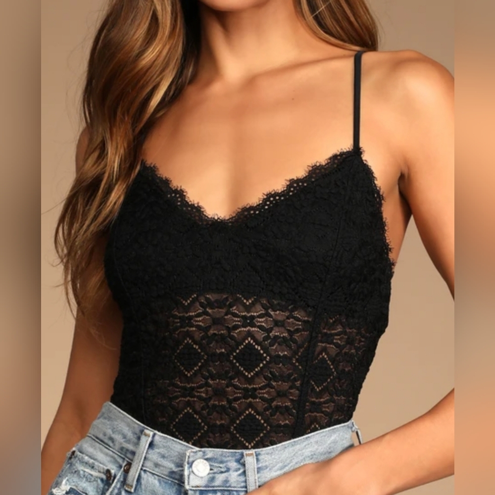 Free People Follow Me Lace Camisole ~ BLACK **NEW